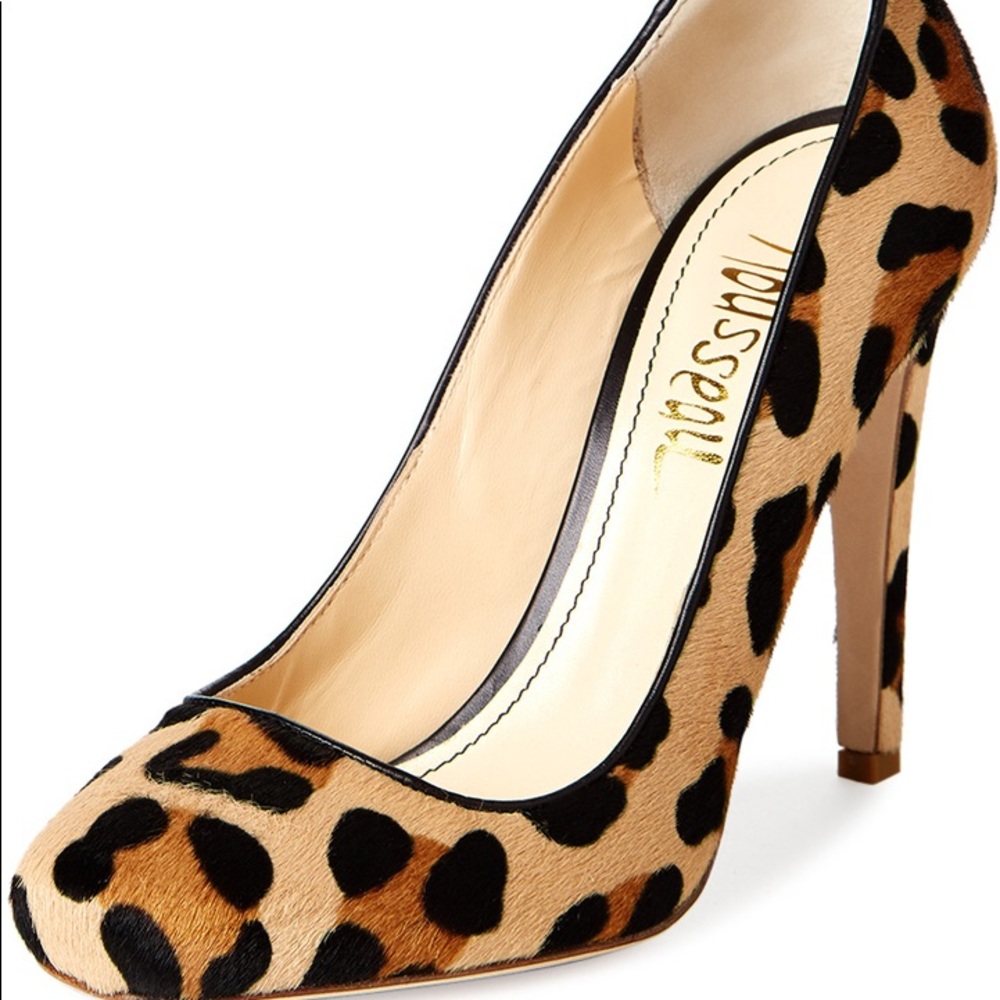 Jerome C. Rousseau “ Aizza” leopard heel